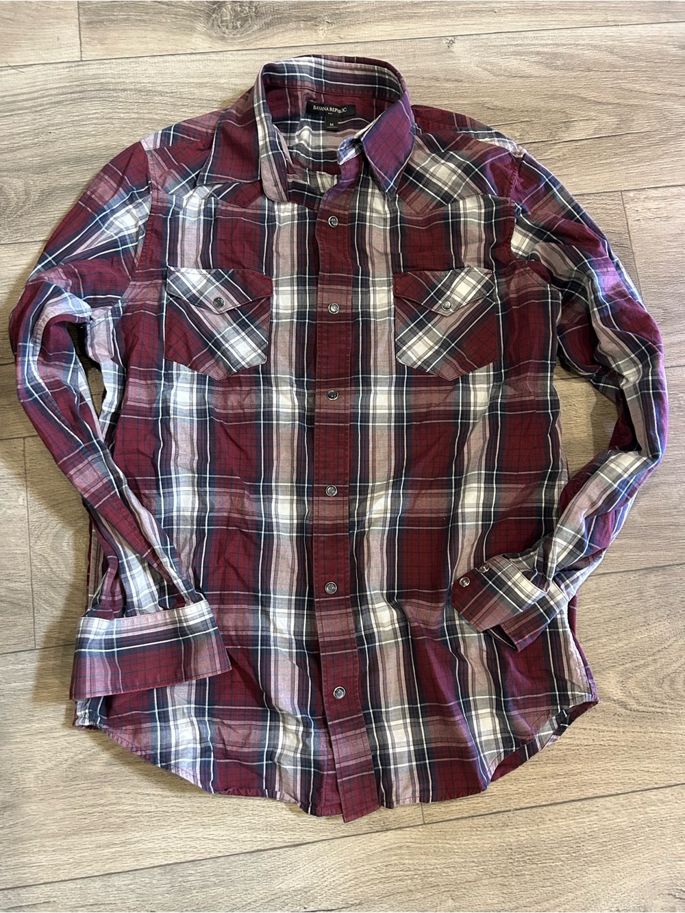 Men's Maroon banana republic medium Plaid snap front  Shirt - Classic Casual